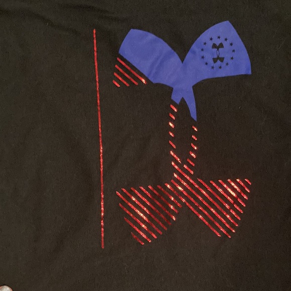 Under armor T-shirt - Picture 2 of 4